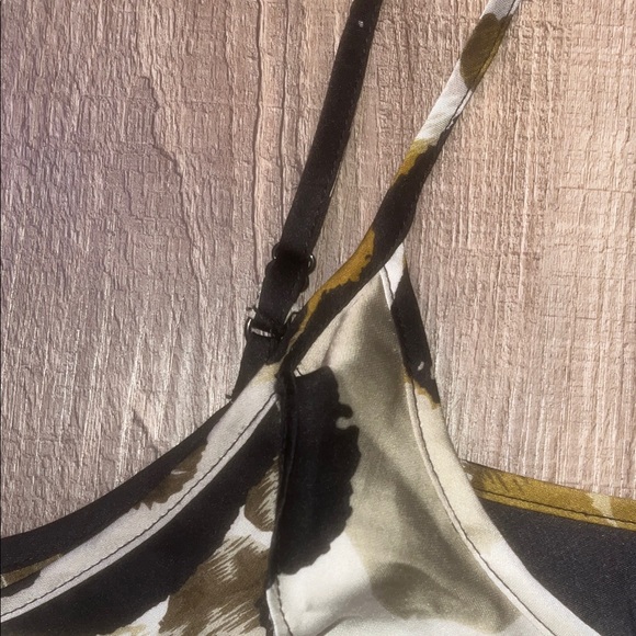 CAbi Camisole with Black and Gold Pattern - Picture 6 of 8